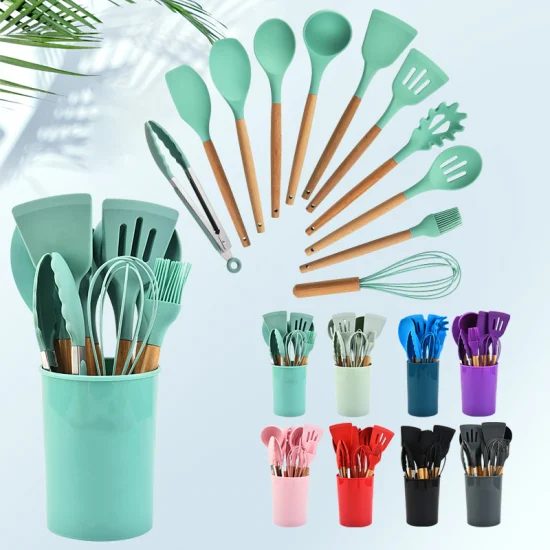 Set di utensili da cucina resistenti alle alte temperature con mestolo e spatola flessibile